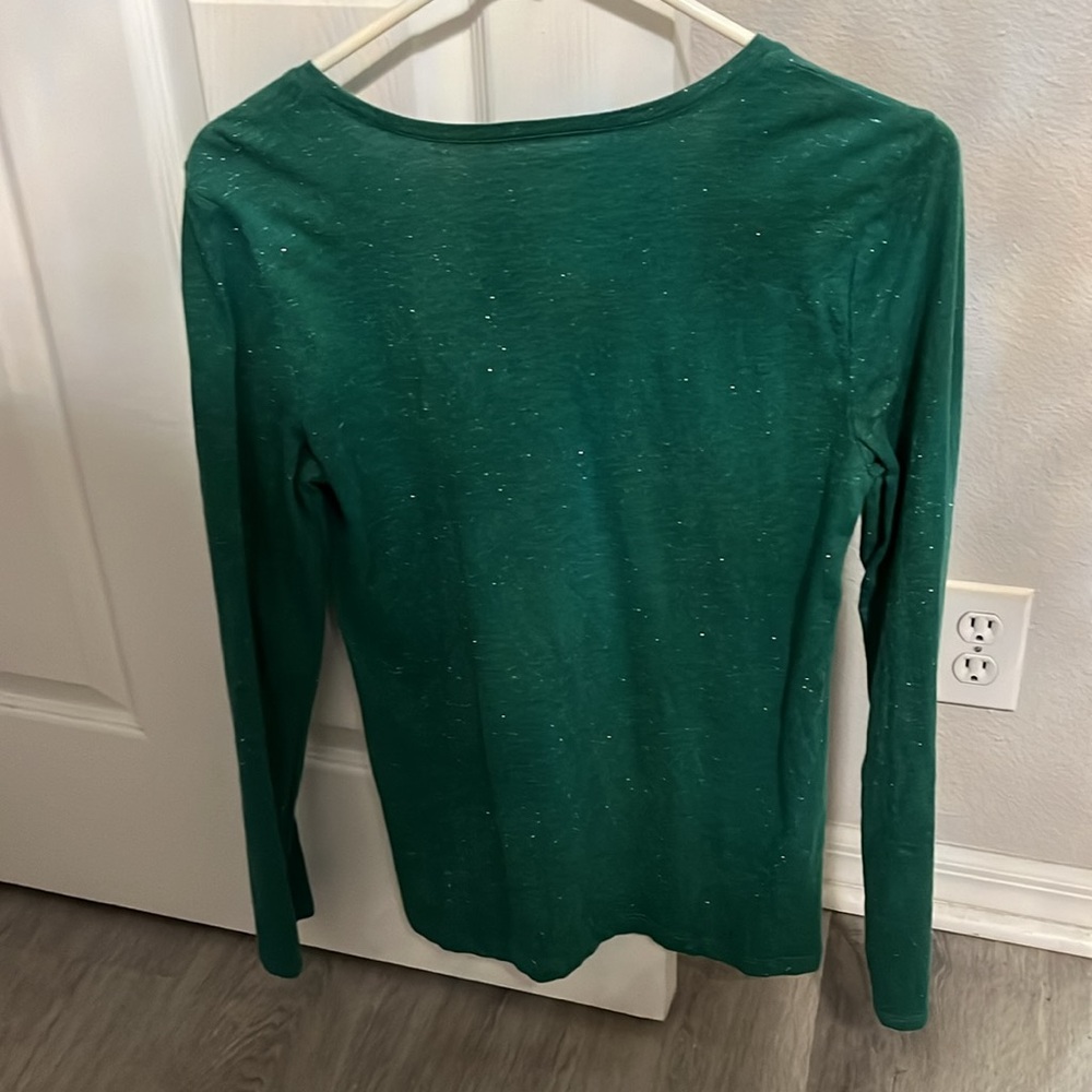Shirt - Picture 3 of 4